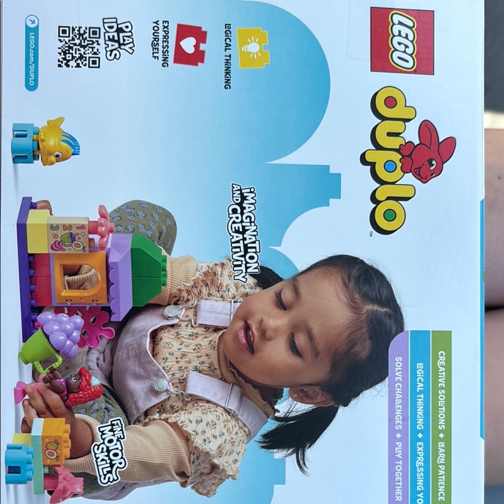 Lego Building Blocks Set Ariel and Flounder’s café stand
